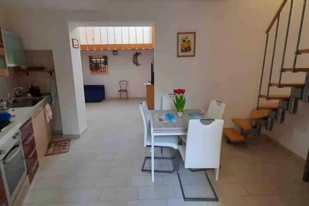 Stylish Loft Trivano Cagliari 2 Beds/2 Bath Exteriér fotografie